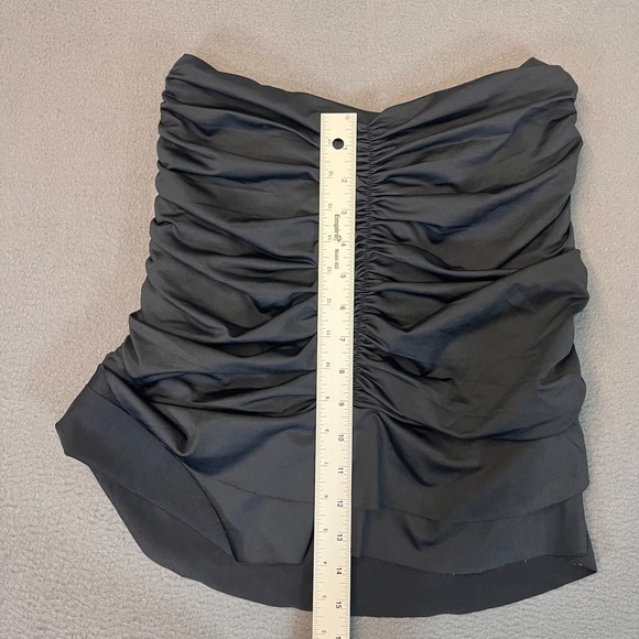 Forever 21 Womens Sz Med Black Ruched Bodycon Mini Skirt Stretch Ruffle Hem NWT - Picture 5 of 6